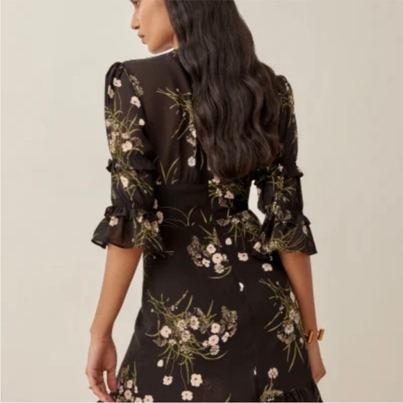 NWOT Reformation Lauralei Black Ruffled Puff Sleeve Veuve Floral Mini Dress 4 XS - Picture 3 of 13